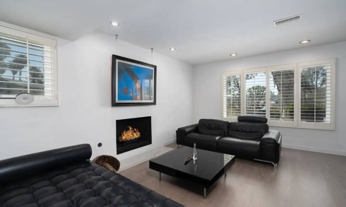 Del Mar Casa | Impeccable home walking distance to the beach!