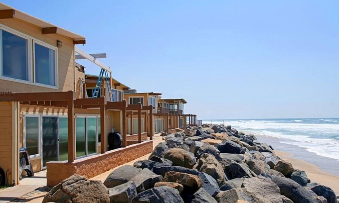 Imperial Beach Condominio | A solo unos pasos de tu destino de playa: el mejor surf break en CA