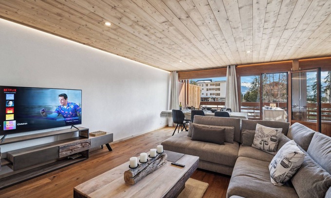 Noes Chalet De Esquí | Imperial by Mrs Miggins