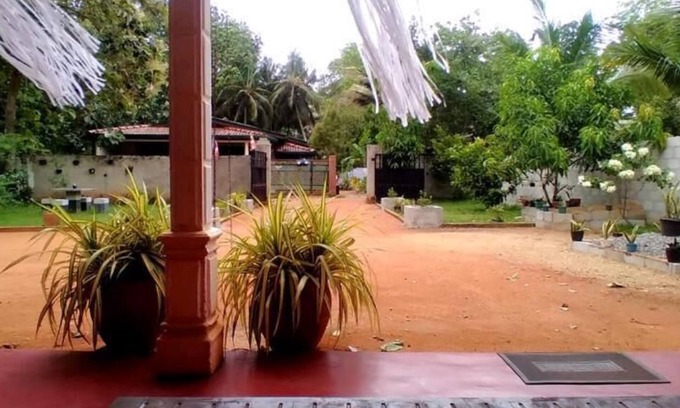Anuradhapura Hotel | Impress Holiday Home