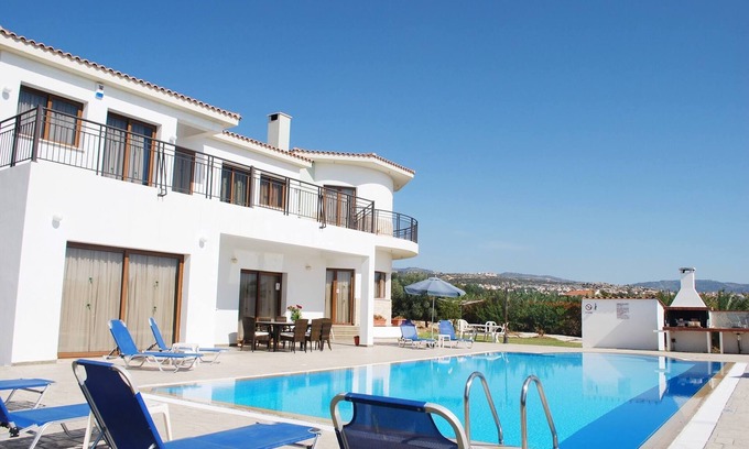 Sea Caves Villa | Impresionante Gran Villa Enorme Piscina Climatizada Jardín