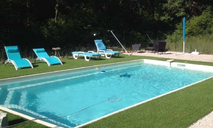Brignoles Casa | In a forest, in a haven of greenery with private swimming pool.