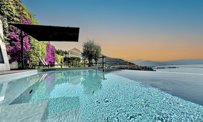 Raito Casa | In Costa Relais & Luxury Suites