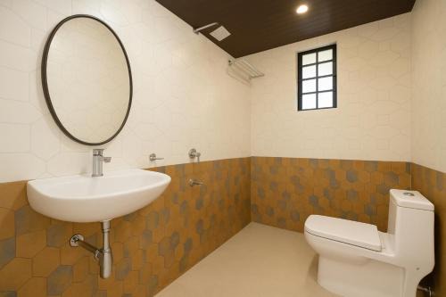 Candolim Hotel | In GOA Three Bedroom Penthouse with Kitchen