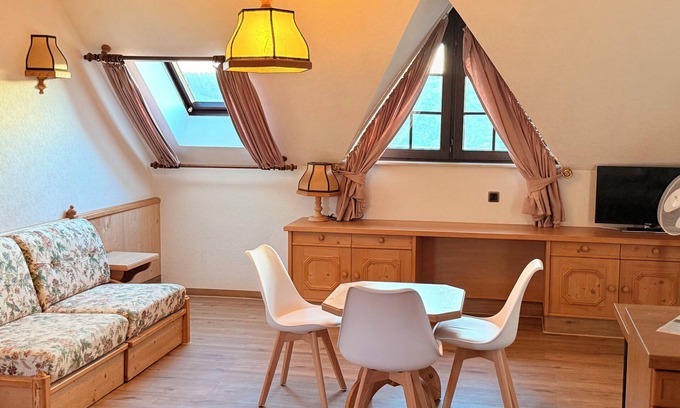 Zweifall Apartamento | In & Out boarding house comfort for four rooms