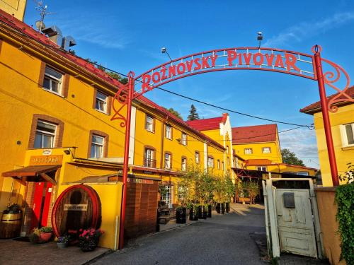 Roznov Pod Radhostem Hotel | In Spirit, hotel v Rožnovském pivovaru - Pivní Lázně, Wellness & Čokoládovna