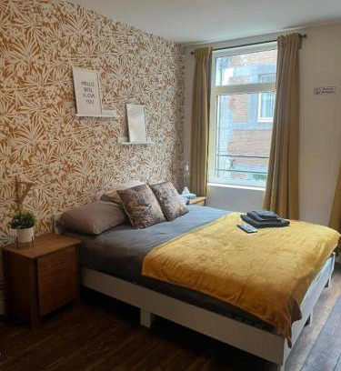 Feronstree et Hors-Chateau Apartamento | In The Air cosy room (Cœur Historique de Liège)