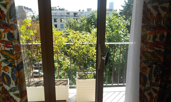 Neuilly-sur-Seine Hotel | En la ciudad, verde y tranquilo por unos días ...