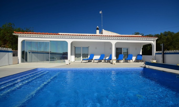 Arjona Villa | En el campo / en el campo / en una zona rural