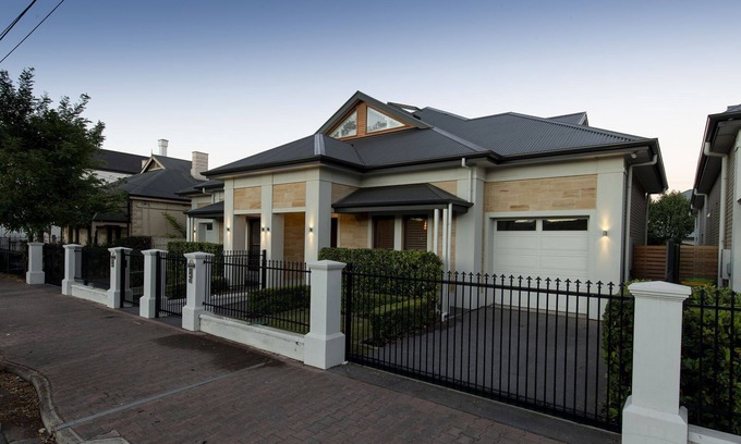 Glenelg Casa | En el corazón de Glenelg en Gordon St Villas