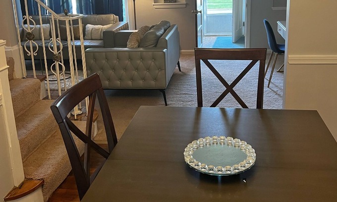 Cleveland Heights Casa | In the heart of it all