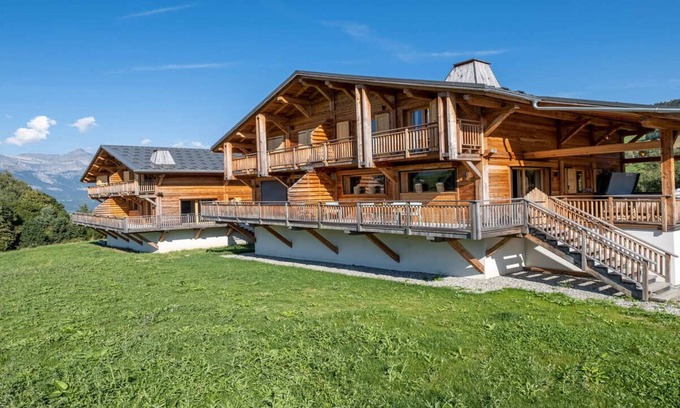 Combloux Villa | IN THE HEART OF NORTHERN ALPS - A COMBLOUX ABODE IN THE NATURE