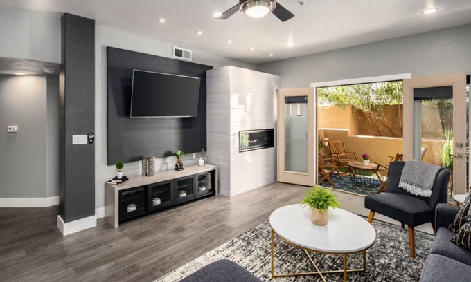 Security Acres Condominio | En el corazón del casco antiguo de Scottsdale! Bicicletas incluidas! ¡Camina o anda en bicicleta a los puntos calientes!