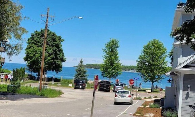 Sister Bay Casa | IN THE HEART OF SISTER BAY!!!