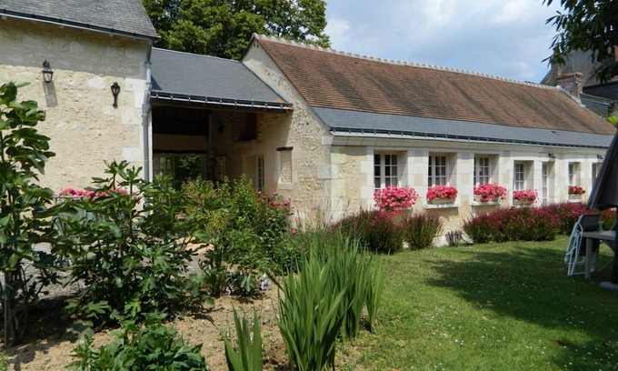 Lussault-sur-Loire Cabaña | In the Loire Valley exceptional gîte le Chardonnay