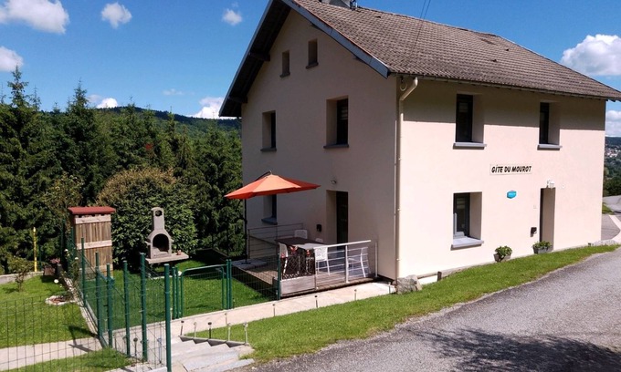 Le Syndicat Cabaña | En las montañas a 15 km de Gérardmer etiquetado Turismo y Handicap