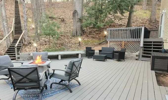 West Olive Casa | In the Shade, By the Beach -Welcome Home