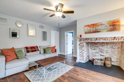 Yardley Apartamento | In-Town and Walkable Historic Yardley Retreat!
