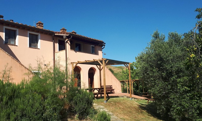 Toiano Otro | En la Toscana entre Pisa, S. Gimignano, Volterra, Si