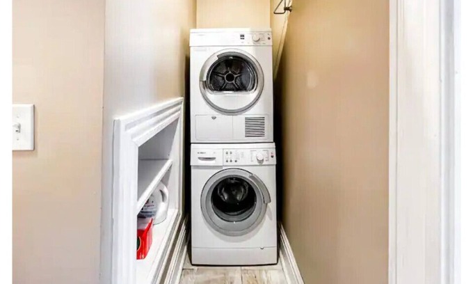 The Hill Apartamento | In unit washer & dryer Disney+, Netflix & Hulu