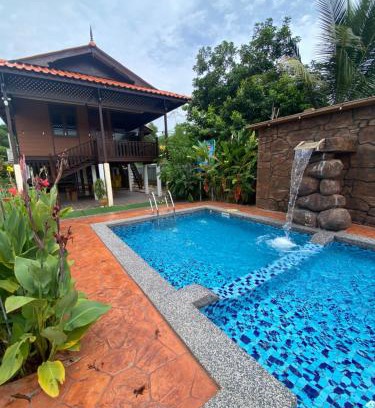 Kampung Nibung Chalet De Esquí | Inap Nekmi Kuala Terengganu With Pool