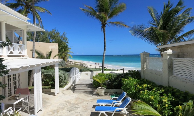 Silver Sands Apartamento | Inchcape Seaside Villas justo en Silver Sands Beach - House Seaside