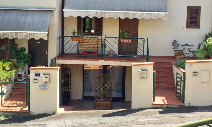 Figline e Incisa Valdarno Apartamento | Apartamento Incisa
