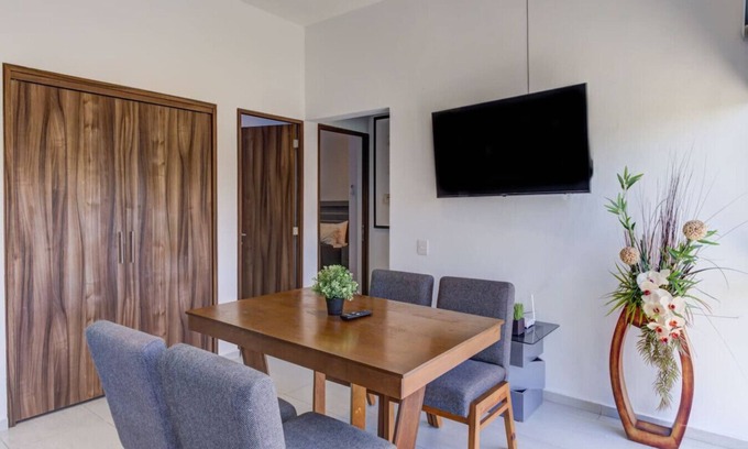 La Cruz de Huanacaxtle Condominio | Increíble condo 2BD con alberca en roof!