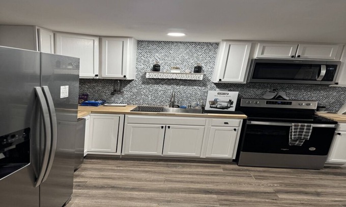 Catonsville Apartamento | Incredible 1-bdr 1-bath apartment in Baltimore County with all new appliances