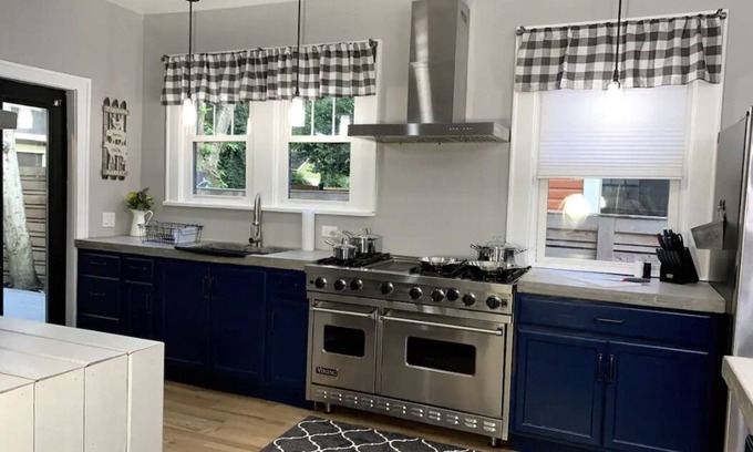 Plaza Midwood Casa | Incredible location in hot neighborhood