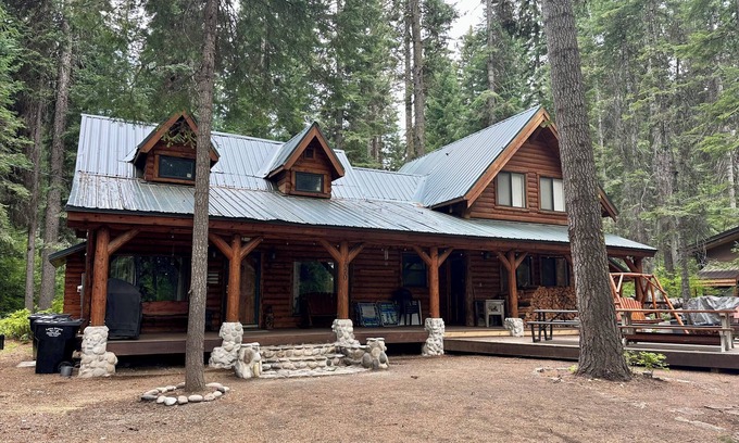McCall Cabina | Incredible McCall cabin; 1 min. walk to community beach; boat slip; sleeps 14