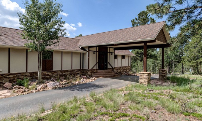 Woodland Park Casa | Incredible Mountain Home, Pikes Peak View, 21 acres!