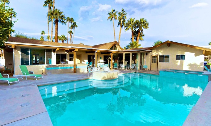 Sonora Sunrise Casa | IMPRESIONANTE PALM SPRINGS RESORT VILLA! ¡RESERVAR AHORA!
