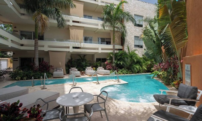 Centro de la ciudad de Tulum Hotel | Increíble propiedad privada: 2 apartamentos con wifi, piscina y cenote cercano