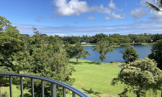 Hilo Condominio | Incredible View in Hilo - Pool, A/C, Remodeled #708