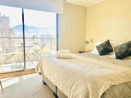 El Golf Apartamento | Increibles vistas cercano a Parque Arauco y Costanera Center