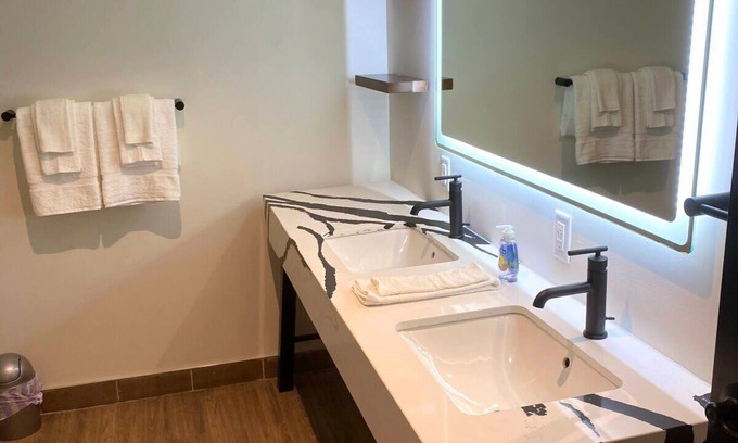 North Oakland Apartamento | Ind Loft Children's Hospital Shadyside Oakland 4