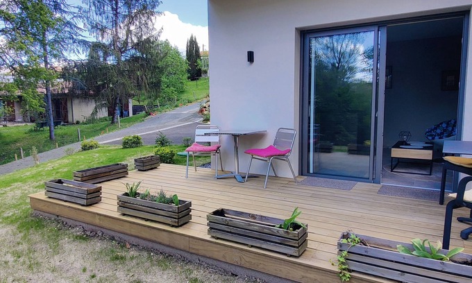 Creon Casa | Independant guesthouse in design villa with swimmingpool, close to Bordeaux