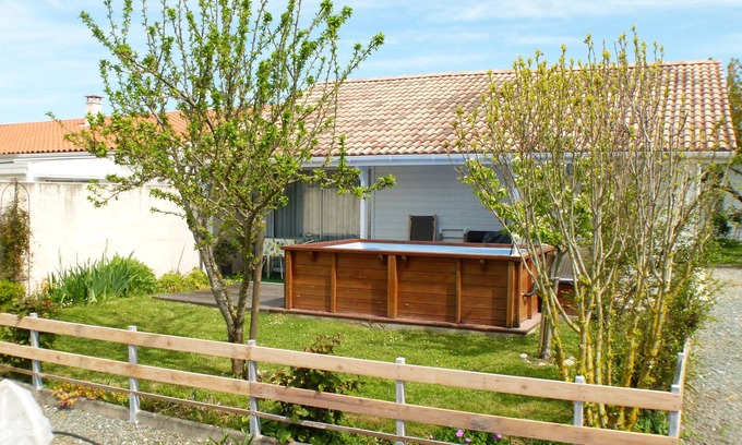 Royan Apartamento | Estudio independiente en parcela grande, 2 personas cerca del centro y playa