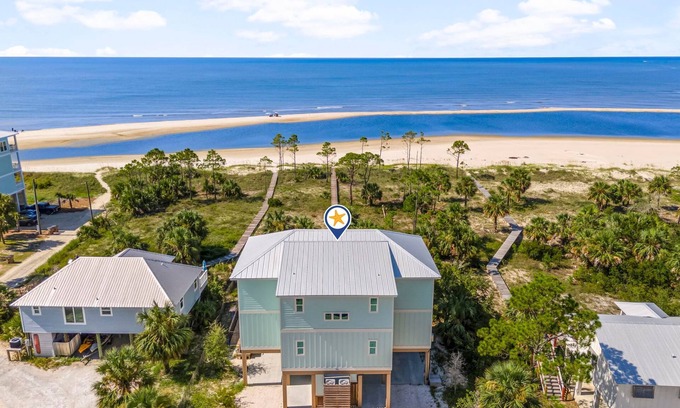 Indian Pass Casa | Indian Pass Beach Home - Beachfront, Private Pool, Pet Friendly, Sleeps 17