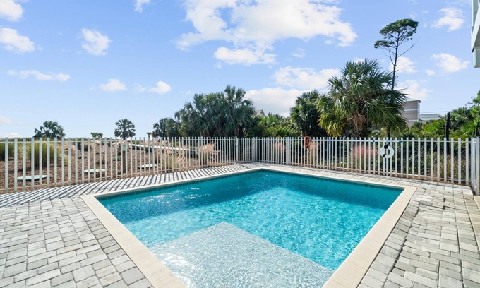 Indian Pass Casa | Indian Pass Beachfront Home - Starfish - Private Pool, Pet Friendly, Sleeps 22