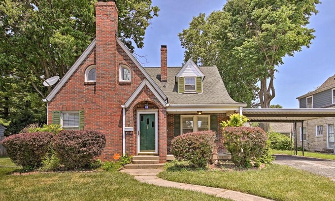 Speedway Casa | Indianapolis Vacation Rental - Walk to the IMS!