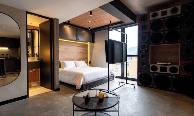 Laureles Hotel | Indie Universe Creative Hotel