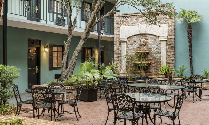 Charleston Historic District Hotel | Indigo Inn