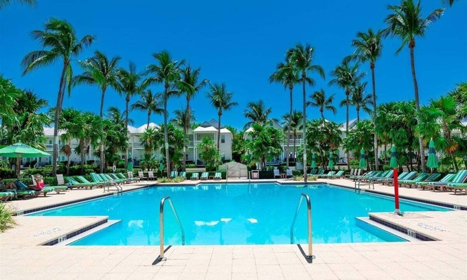 Indigo Reef Marina Homes Casa | Indigo Reef #5 ~ Tarpon Terrace, 31' Slip, Kayaks Included!
