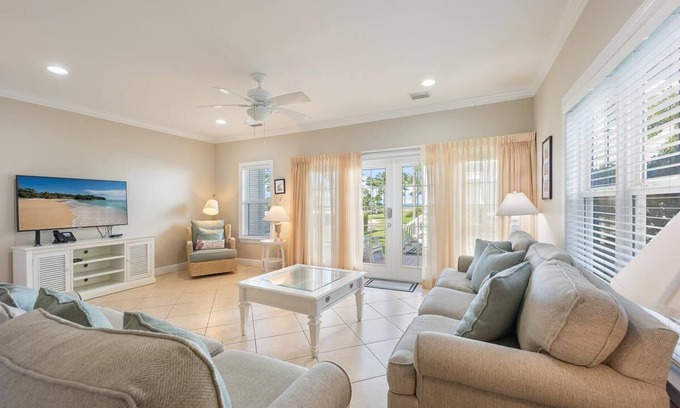 Indigo Reef Marina Homes Casa | Indigo Reef Resort Waterfront Villa 25 With Boat Dockage, Pool, and Sunset-View
