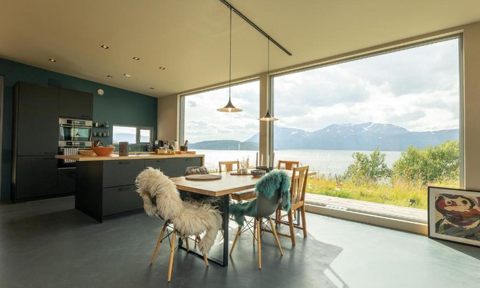 Knapplund Casa | Indulge in beautiful nature and amazing views.
