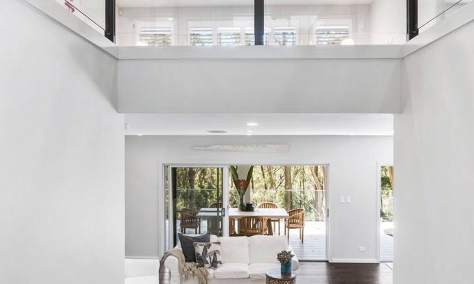 Macmasters Beach Casa | Indulge in Luxury! 4 Bedroom Home at Macs Beach.