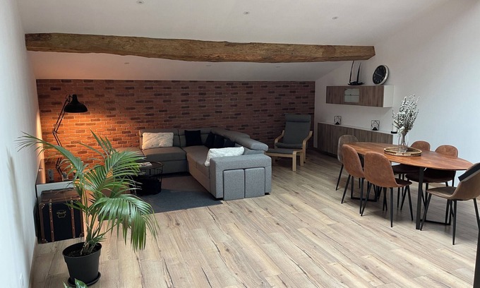 Revel Casa | Industrial Lodge 85m² - Loft with exterior