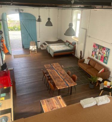 Mainz-Bingen Apartamento | Industrial Loft in vineyard - One room only